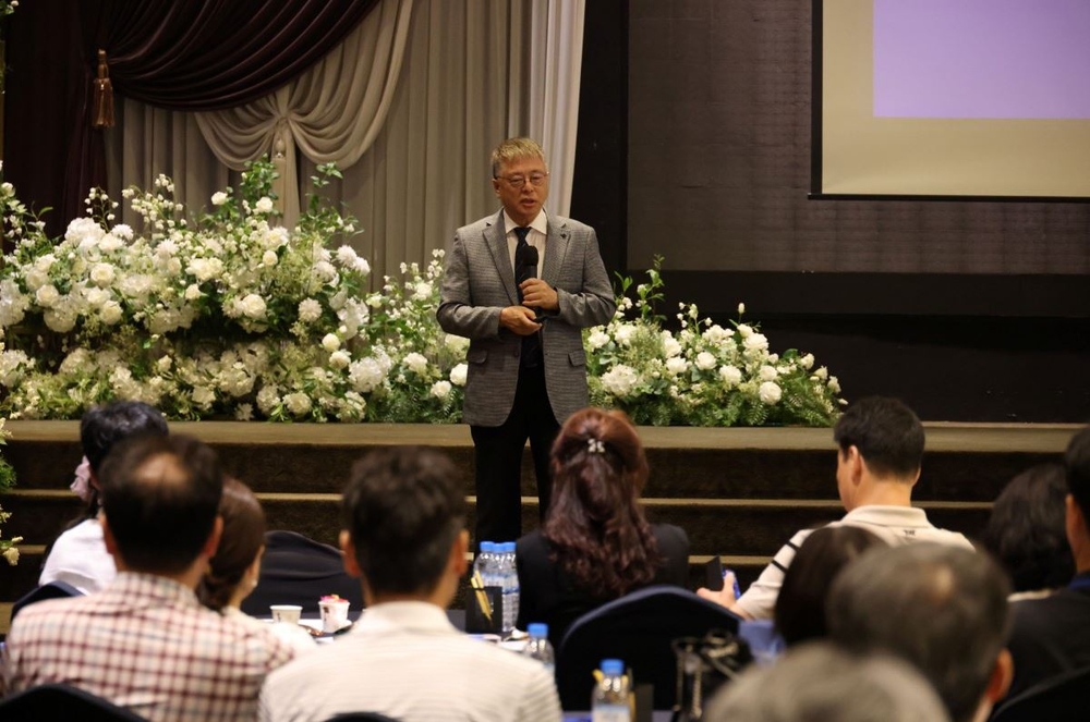 한동선 병원장 포스코인재창조원 주최 강연 모습